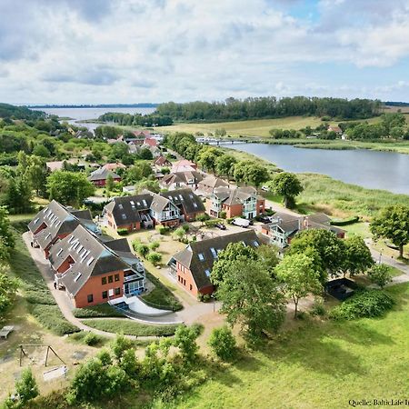 Ferienwohnung 4 Im Haus Am See Mit Wintergarten Und Terrasse Seedorf  Ngoại thất bức ảnh