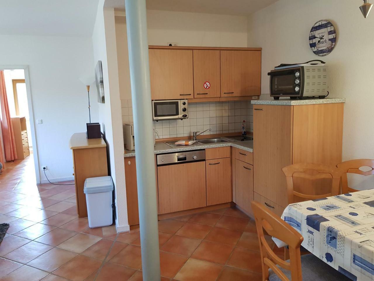 Ferienwohnung 4 Im Haus Am See Mit Wintergarten Und Terrasse Seedorf  Phòng bức ảnh